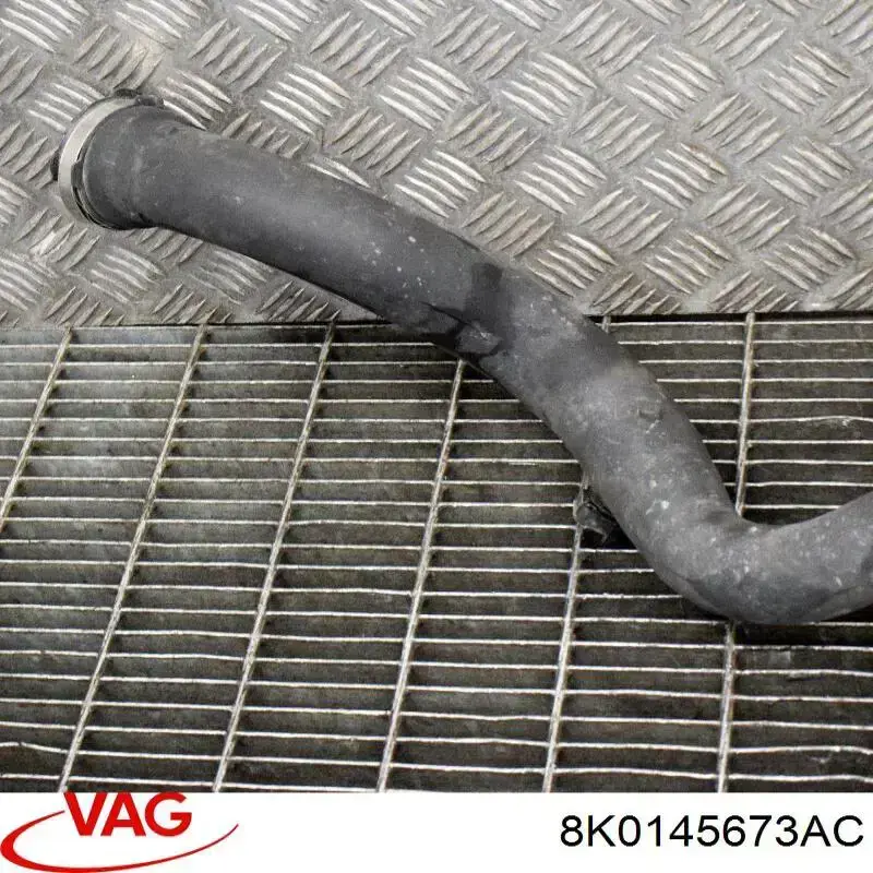 8K0145673AC VAG Трубка, що нагнітається