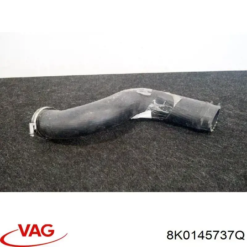 Патрубок повітряний, дросельної заслінки 8K0145737Q VAG