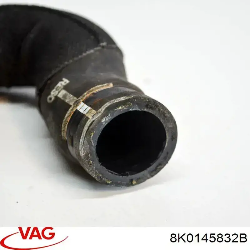 Патрубок повітряний, вхід в резонатор VAG 8K0145832B