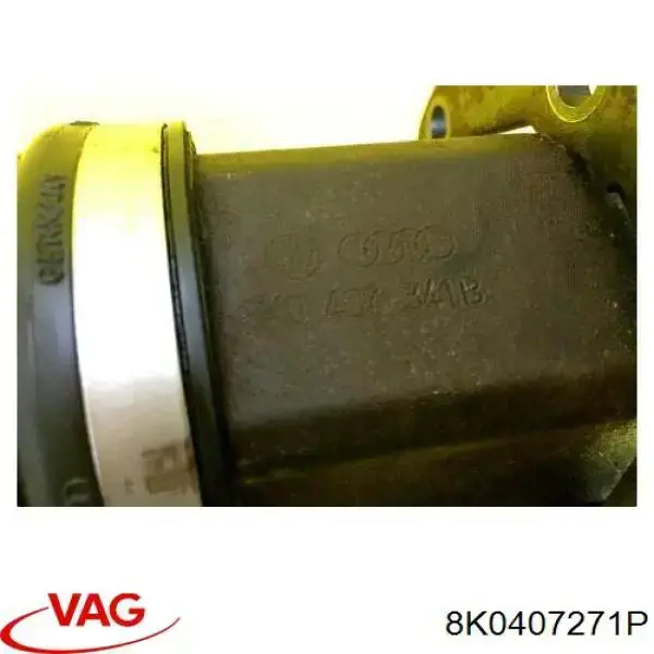 Купити 8K0407271P VAG Вісь передня в зборі