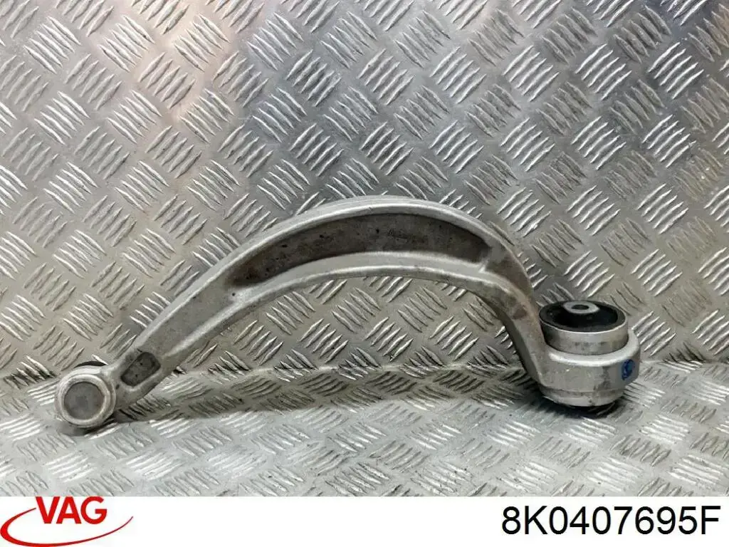 Купити 8K0407695F VAG Лівий важіль передній нижній підвіски