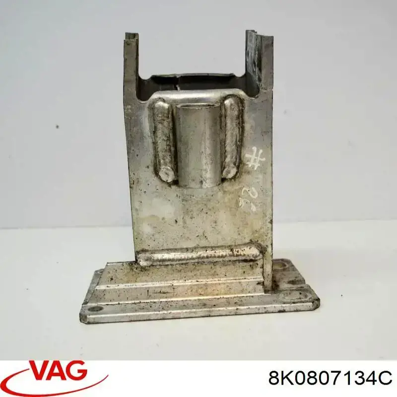 Купити 8K0807134C VAG Кронштейн підсилювача переднього бампера