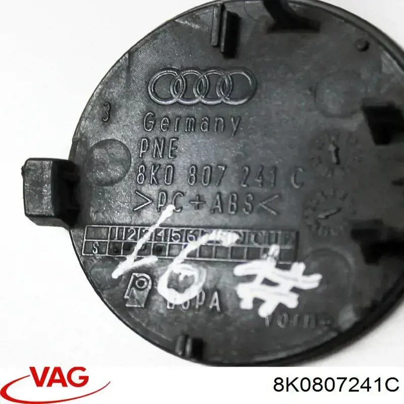 Купити 8K0807441BGRU VAG Заглушка бампера буксирувального гака, задня