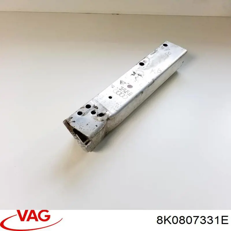 Кронштейн підсилювача переднього бампера VAG 8K0807331E ціна, від 12.67 USD