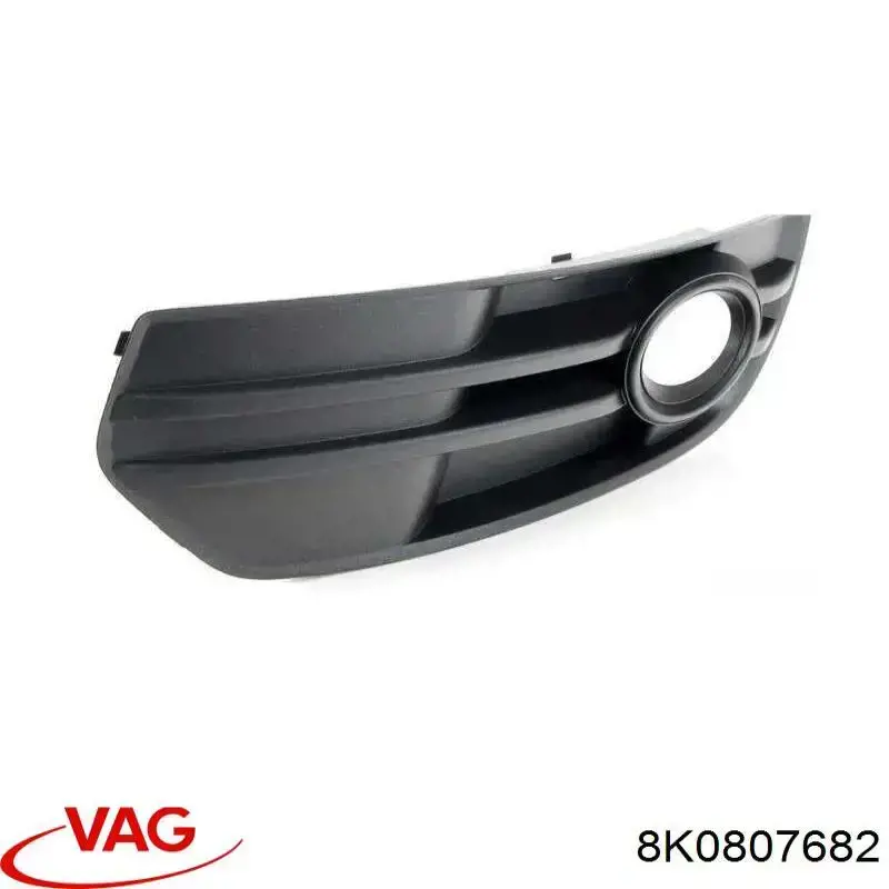 Купити 8K0807682 VAG Решітка переднього бампера, права