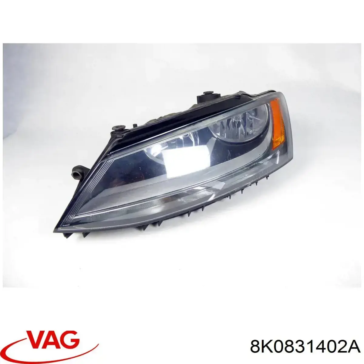 Купити 8K0831402A VAG Дверний шарнір задній правий