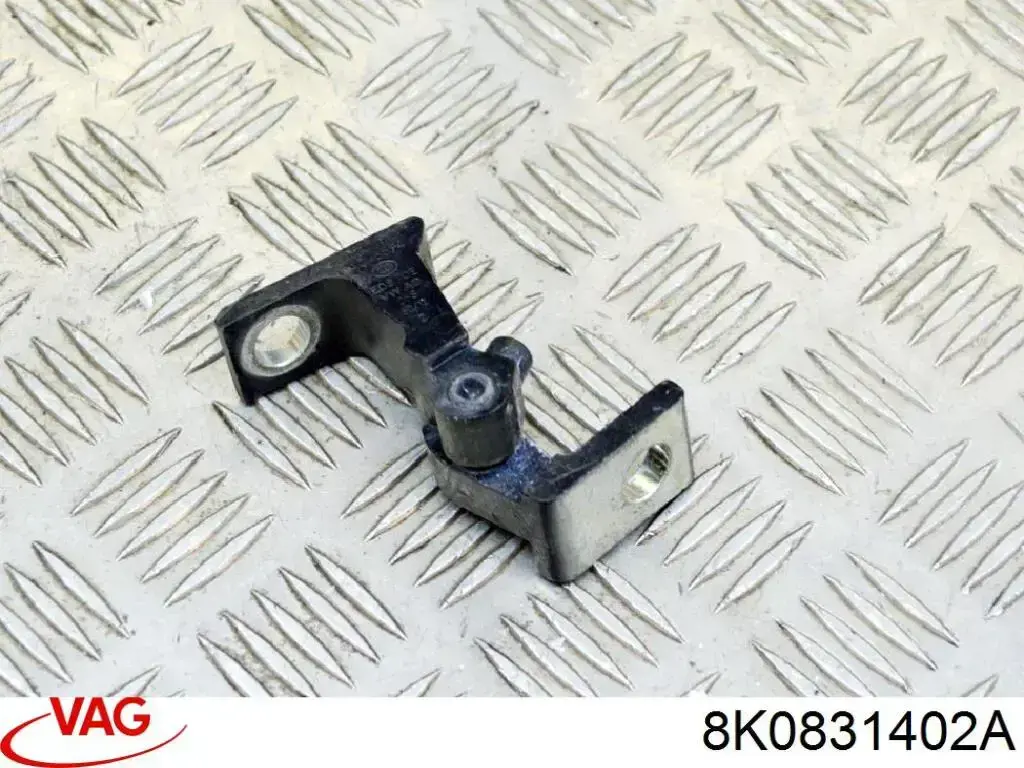 Петля задніх правих дверей VAG 8K0831402A