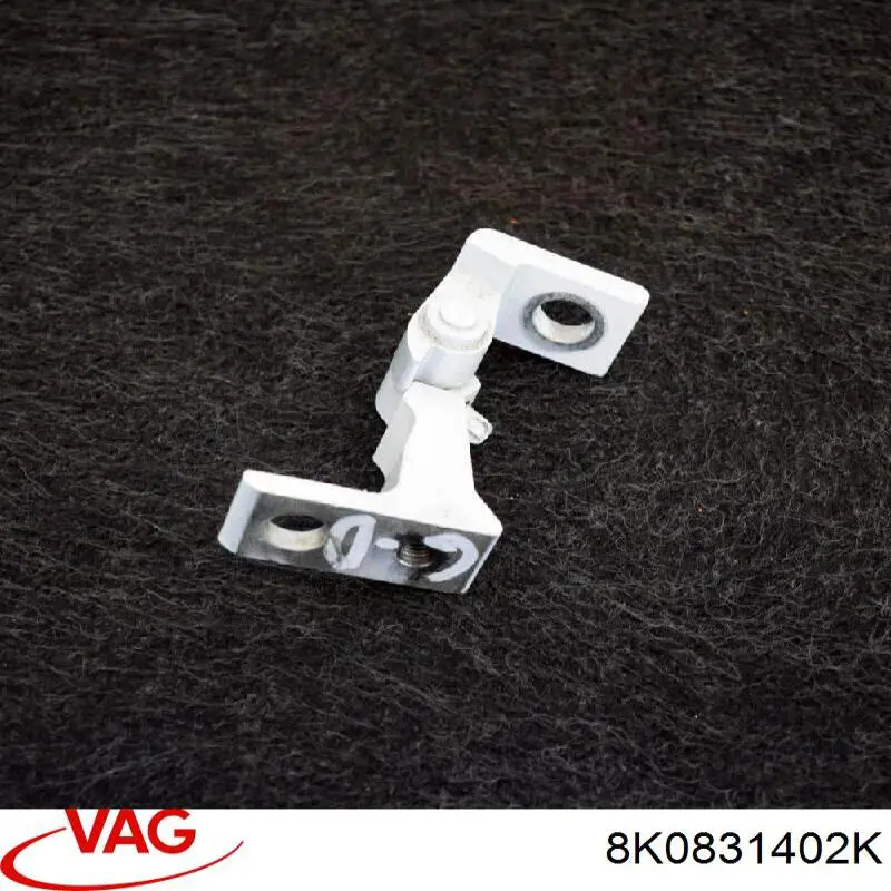 8K0831402K VAG Петля передніх дверей, правою