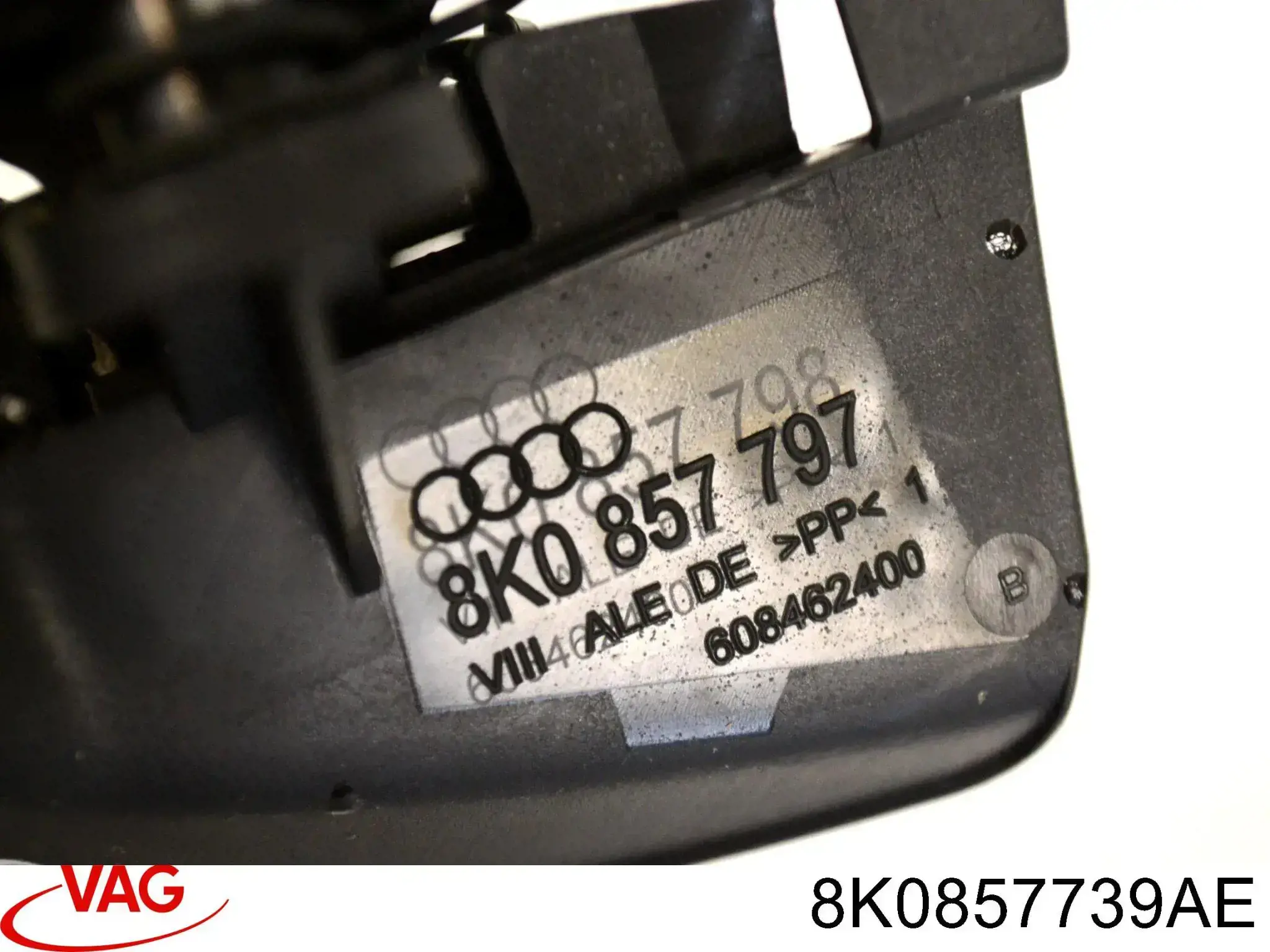 Важіль фіксатора ременя безпеки задній лівий VAG 8K0857739AE