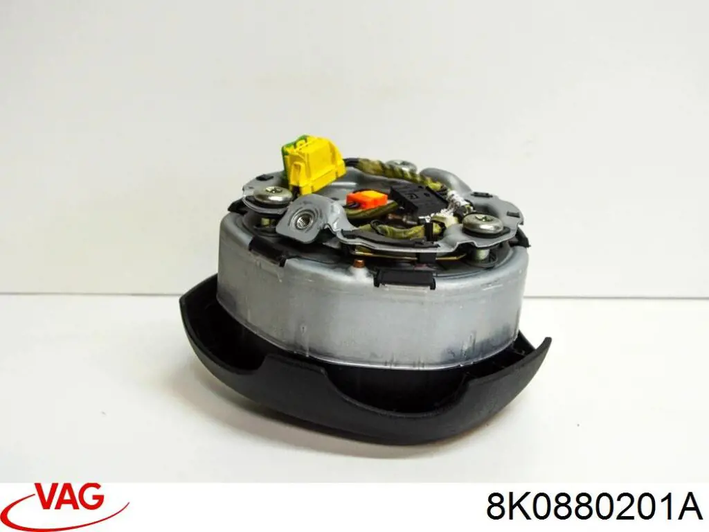 Подушка Айрбег водія VAG 8K0880201A ціна, від 38.25 USD