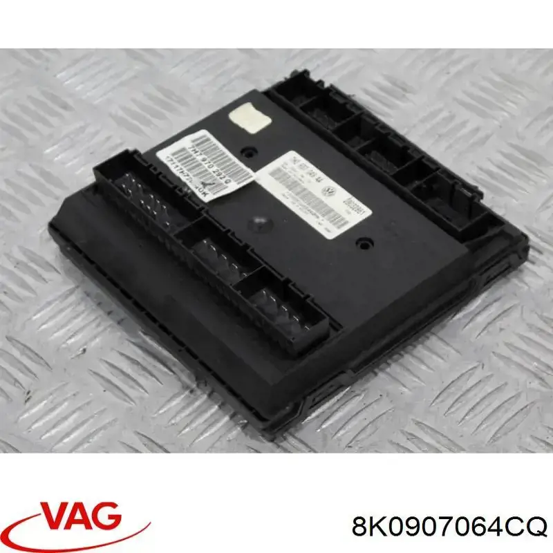 Блок комфорту 8K0907064AE VAG