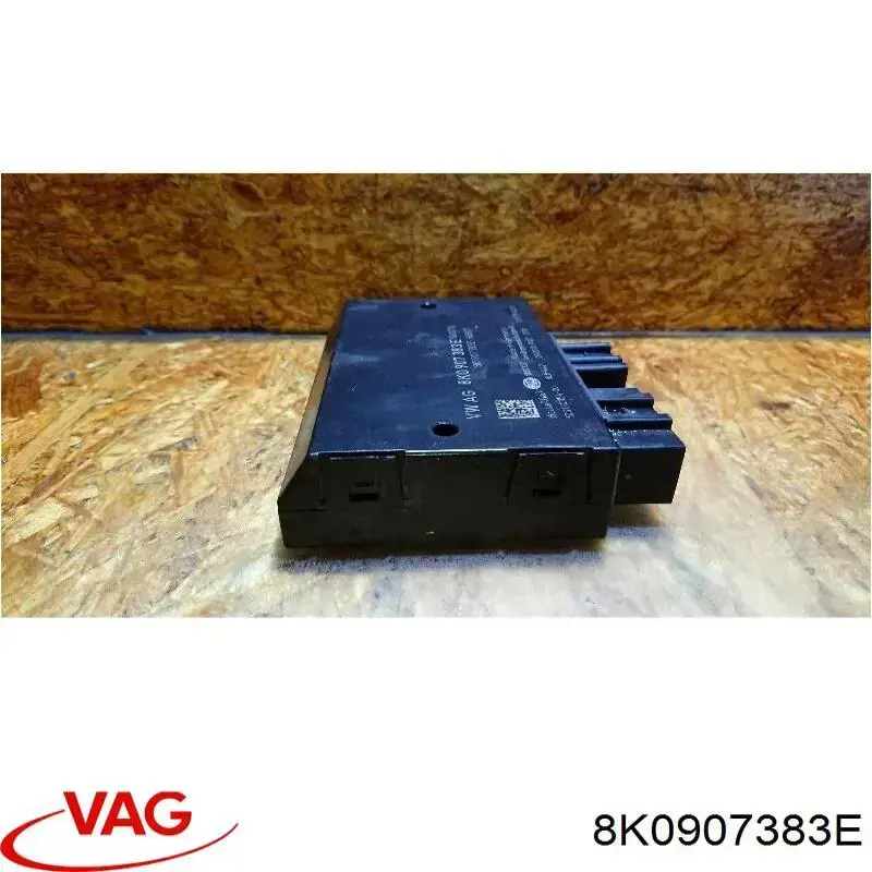 Купити 8K0907383E VAG Блок керування фаркопом