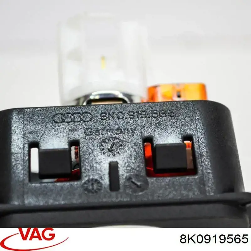 8K0919565 VAG 
