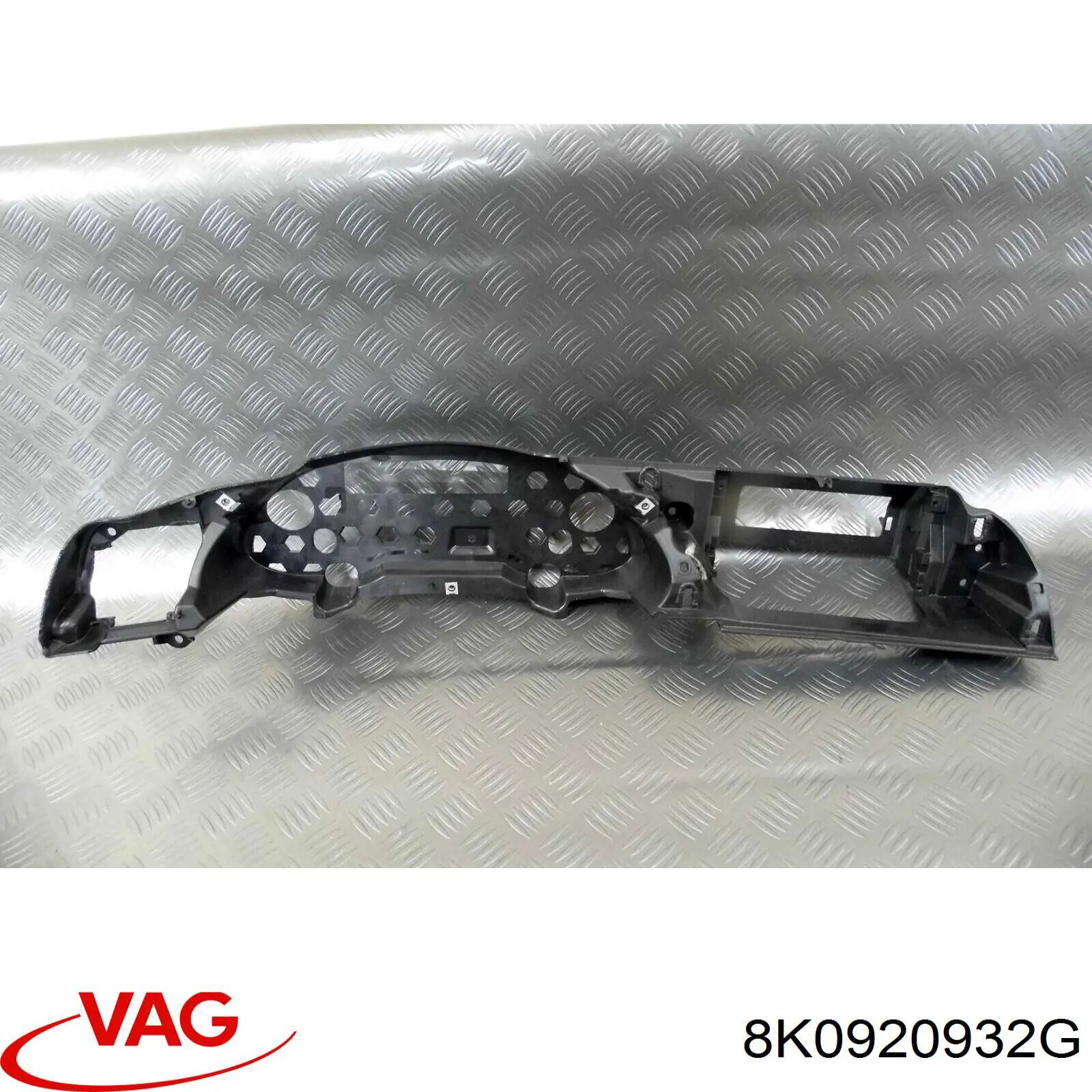 Купити 8K0920932G VAG Спідометр