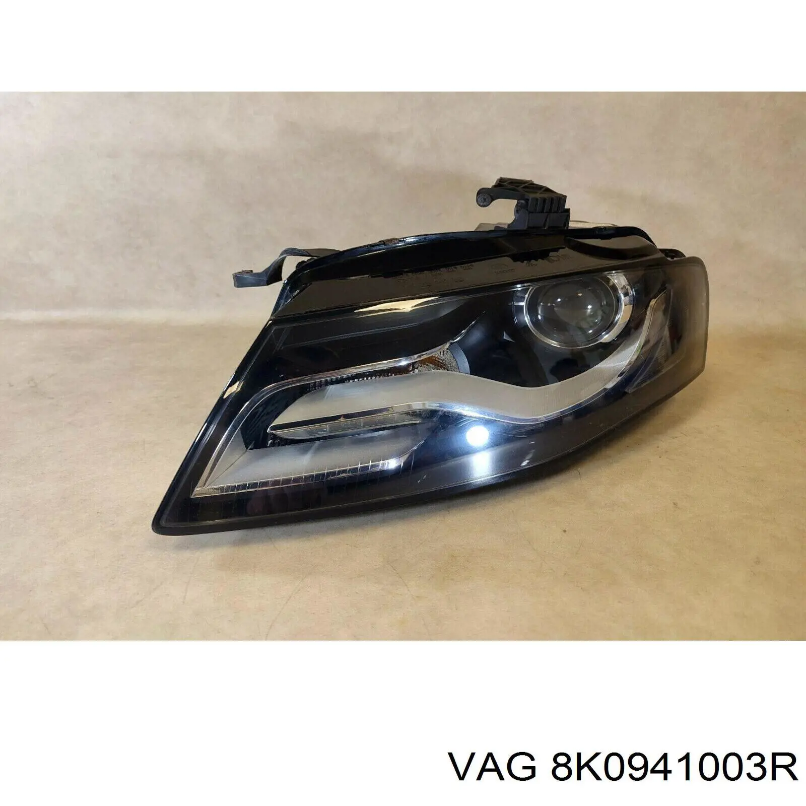 8K0941003R VAG Основна фара в зборі ліва