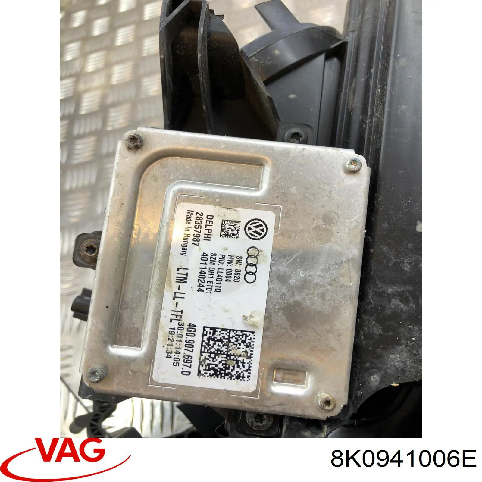 Купити 8K0941006E VAG 