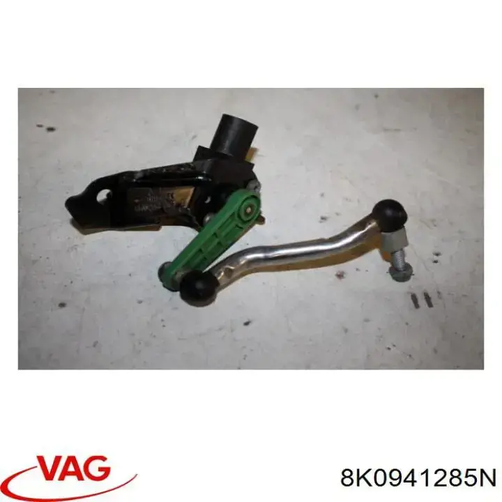 Датчик рівня положення кузова, передній лівий TQ45183 Tqparts