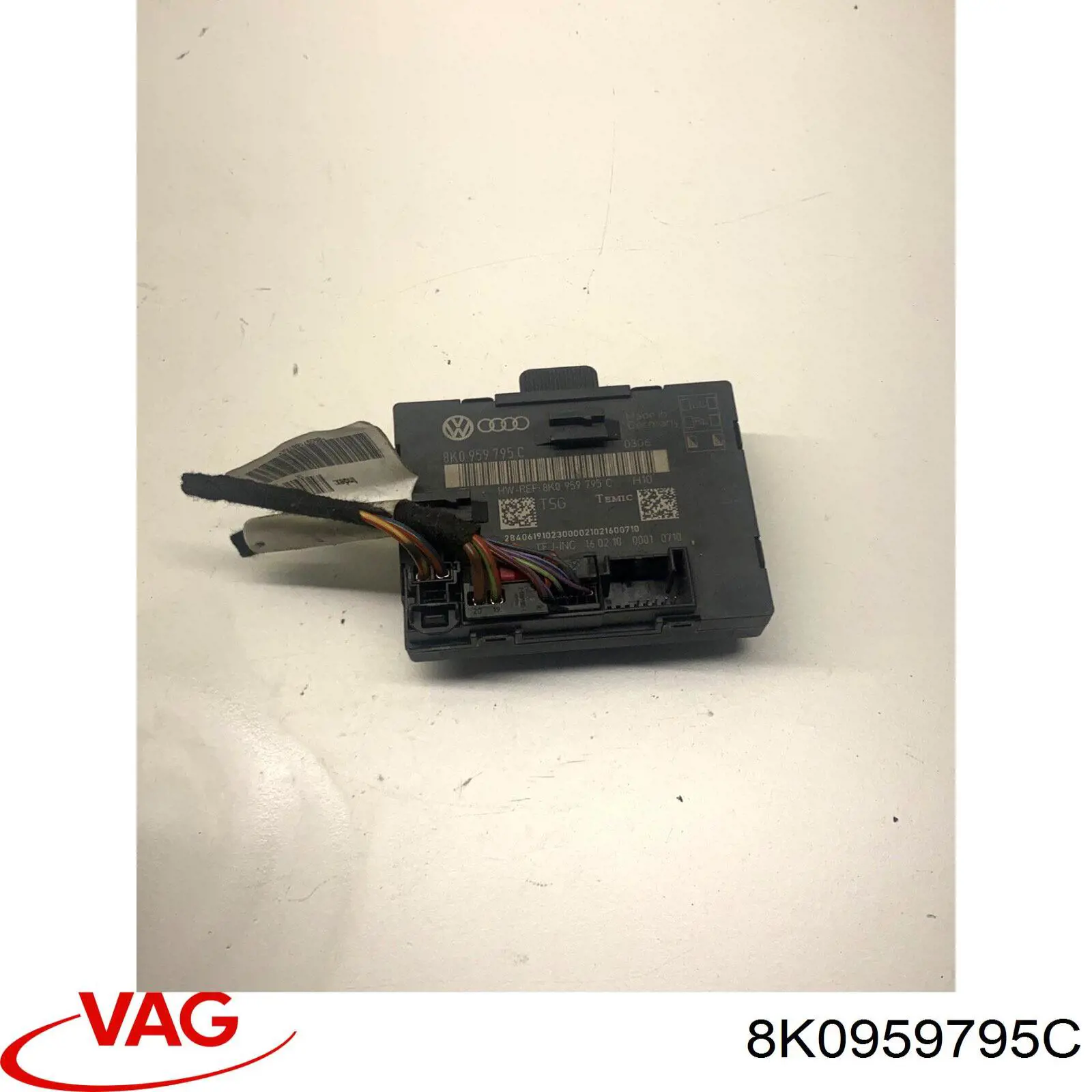 Блок комфорту задніх дверей VAG 8K0959795C ціна, від 4.22 USD