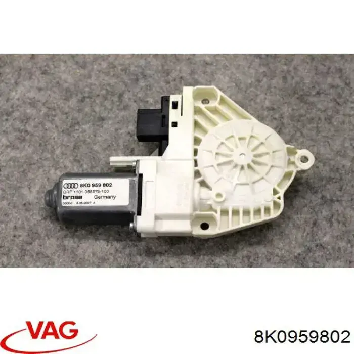 Двигун склопідіймача двері передньої, правої VAG 8K0959802