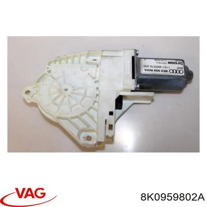 Двигун склопідіймача двері передньої, правої VAG 8K0959802A ціна, від 6.30 USD