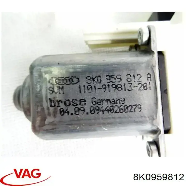 Двигун склопідіймача двері передньої, правої VAG 8K0959812 ціна, від 5.08 USD