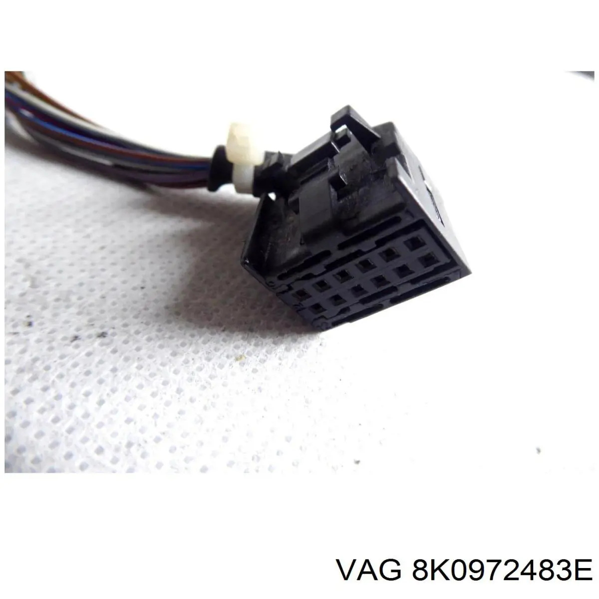 8K0972483E VAG 
