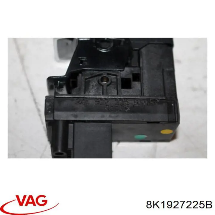 Клавіша електромеханічного гальма стоянки VAG 8K1927225B ціна, від 12.64 USD
