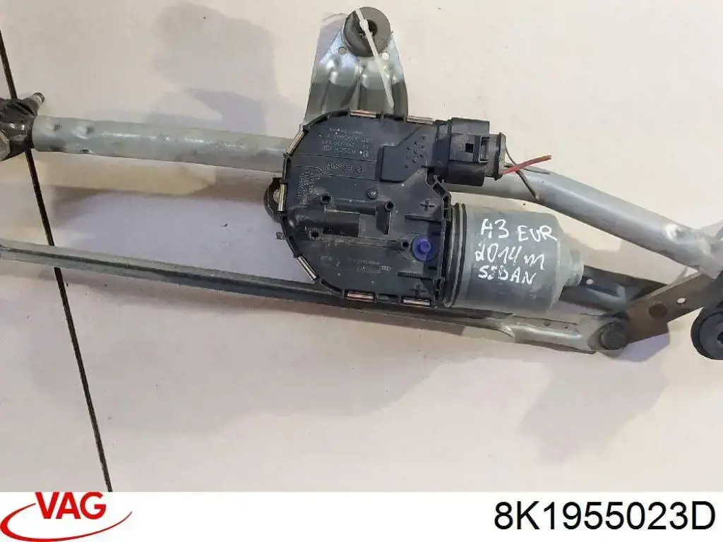 Купити 8K1955023D VAG Трапеція двірників