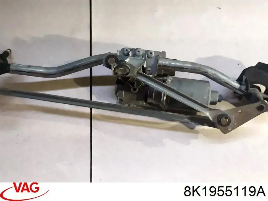 8K1955119A VAG Мотор стеклоочищувача