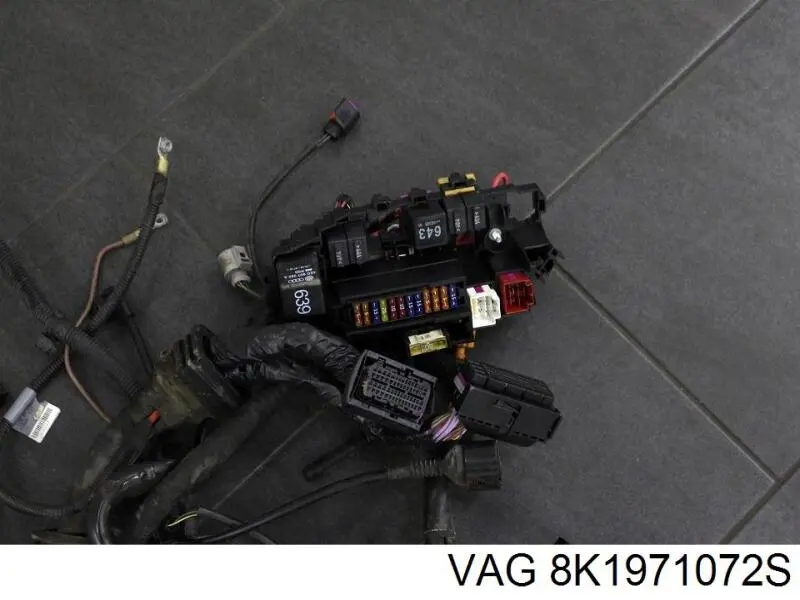  VAG 8K1971072S ціна, від 1587.40 USD