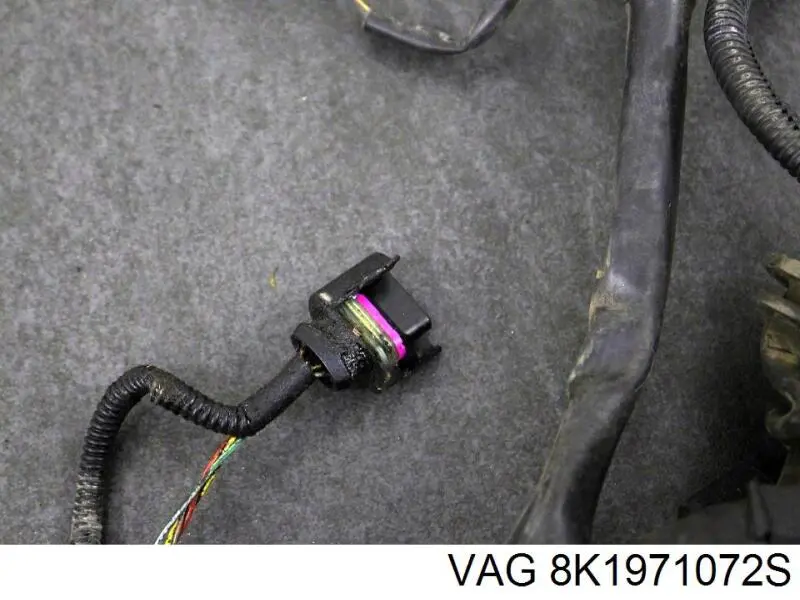 8K1971072S VAG 
