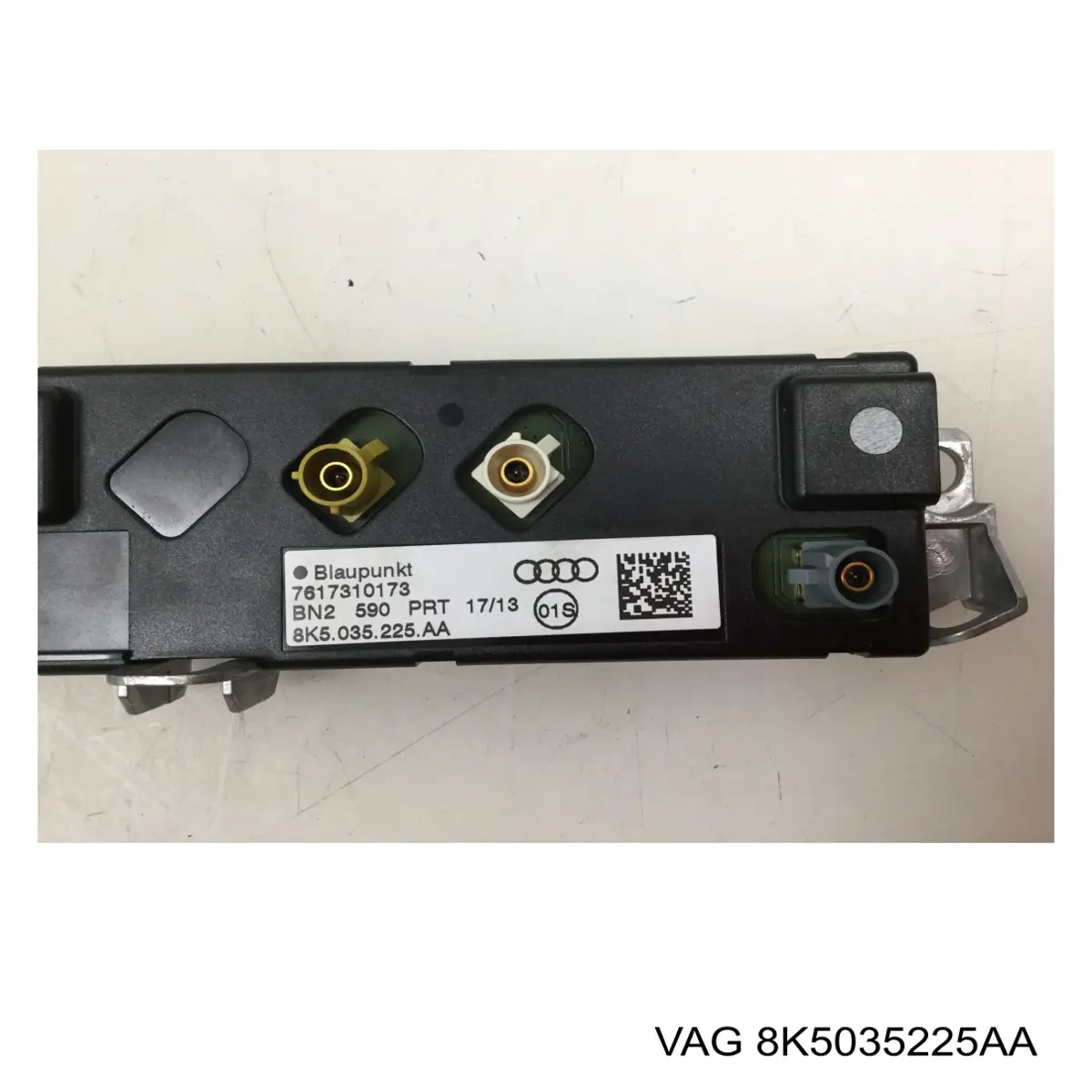 Купити 8K5035225AA VAG Підсилювач сигналу антени