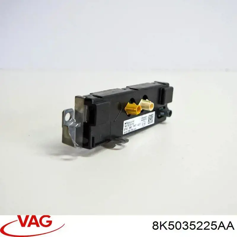Підсилювач сигналу антени VAG 8K5035225AA ціна, від 5.61 USD