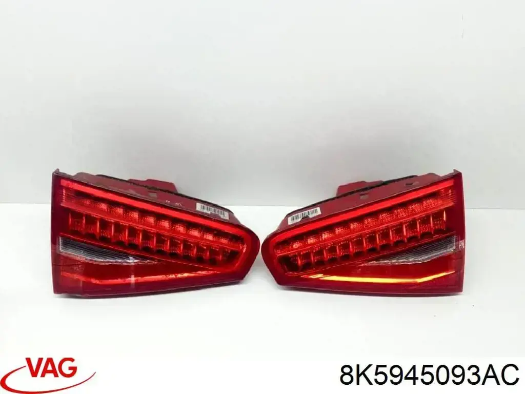 Купити 8K5945093AC VAG Ліхтар задній лівий, внутрішній