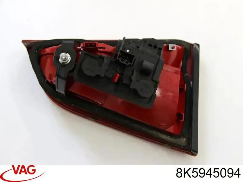 Ліхтар задній правий, внутрішній 8K5945094 VAG