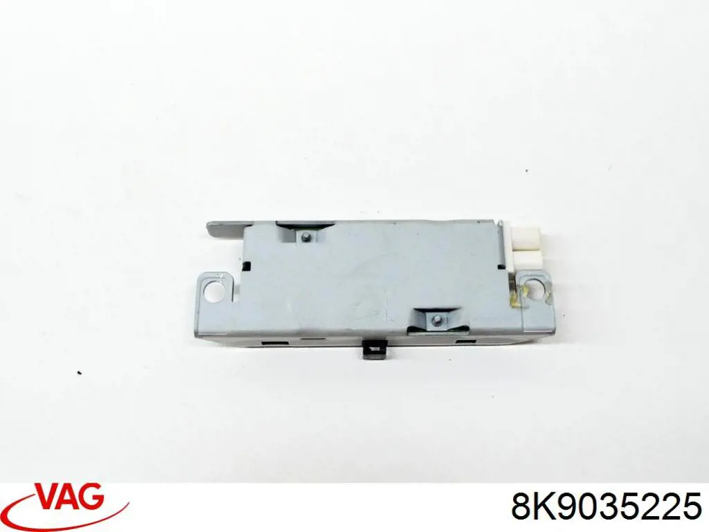 8K9035225 VAG 