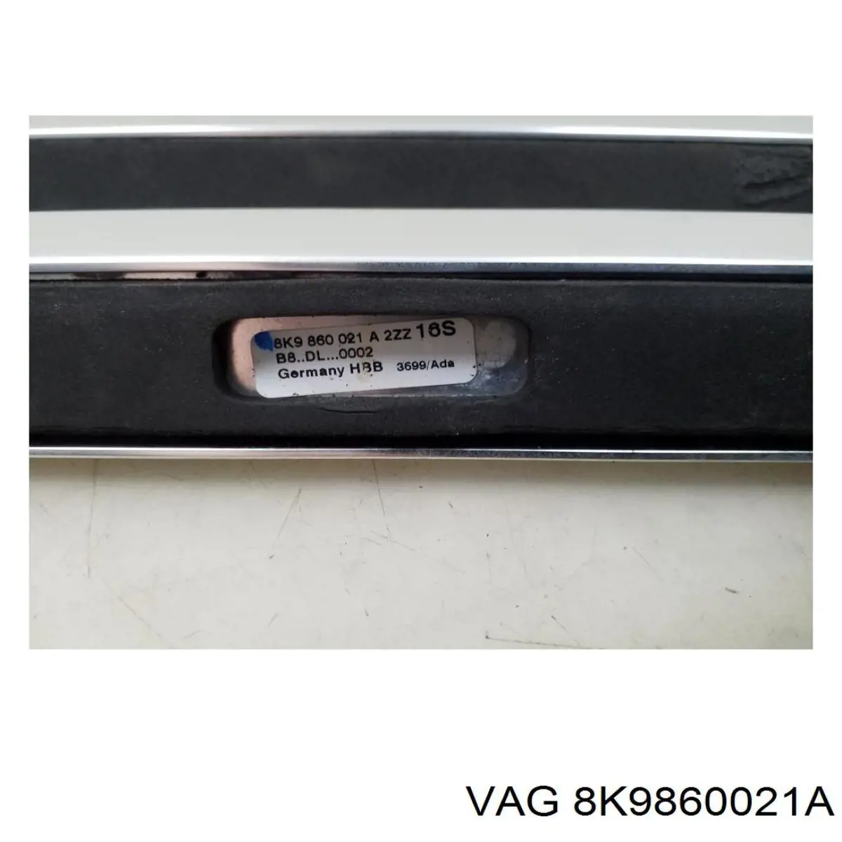 Рейлінг даху лівий VAG 8K9860021A ціна, від 49.99 USD