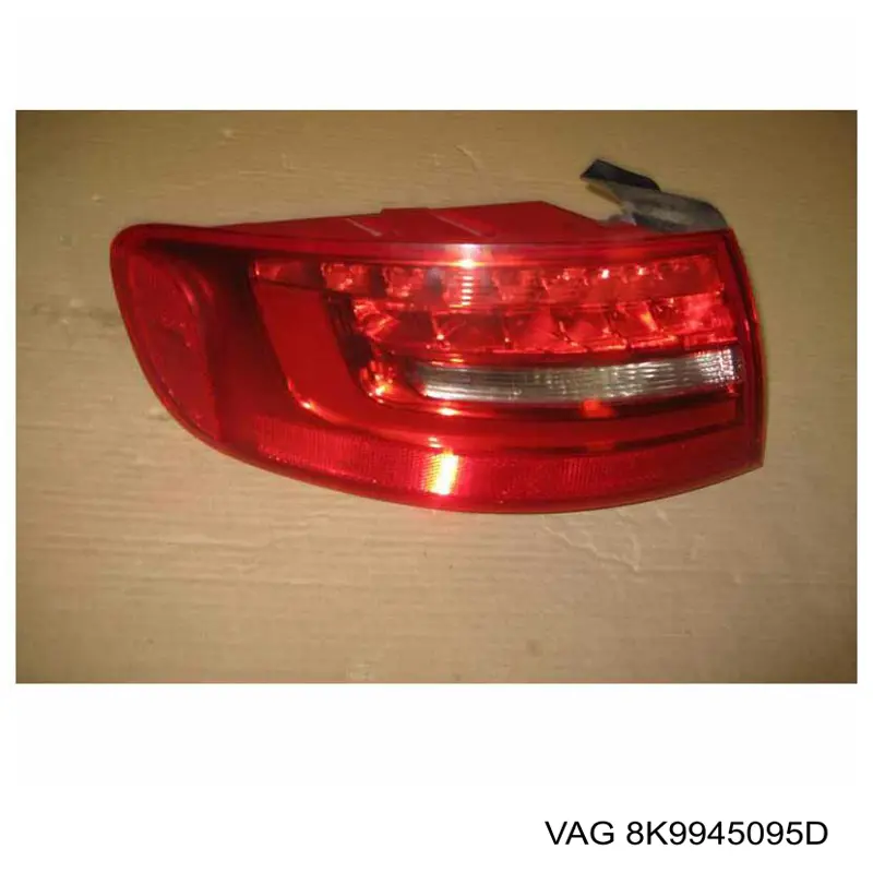  8K9945095D VAG