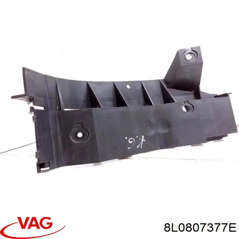 Купити 8L0807377E VAG Направляюча заднього бампера, ліва