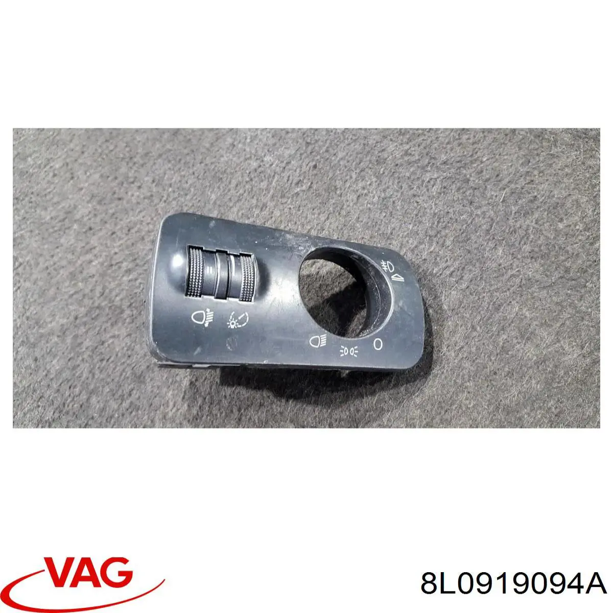 Купити 8L0919094A VAG Кнопка коректора фар