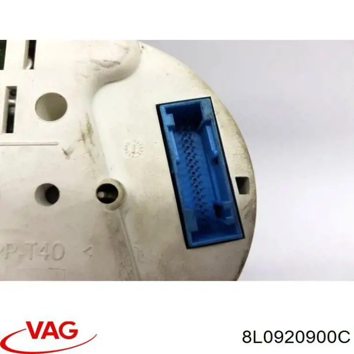 Купити 8L0920900C VAG Спідометр