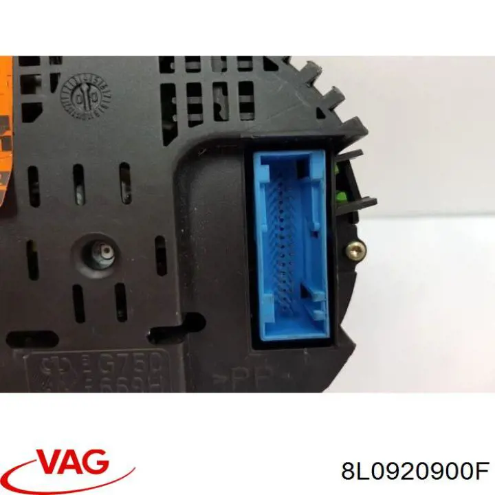 Прилади управління VAG 8L0920900A ціна, від 124.44 USD