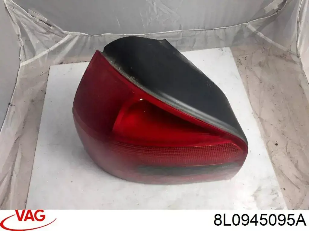 Купити AD0164154 VAG Лівий стоп
