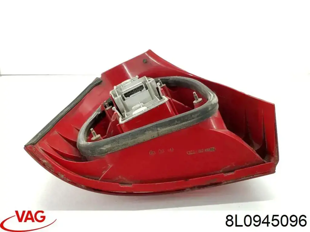 8L0945096 VAG Ліхтар задній правий