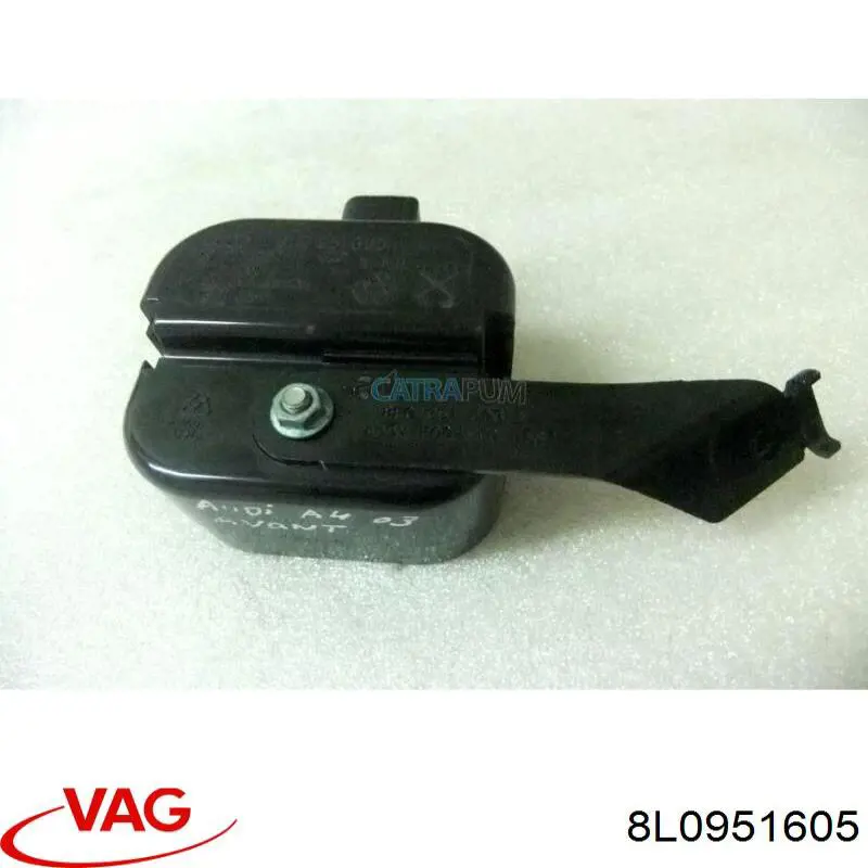 Сирена протиугінною системи VAG 8L0951605 ціна, від 22.57 USD