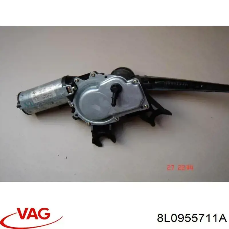 Купити 8L0955711A VAG Двигун склоочисника заднього скла