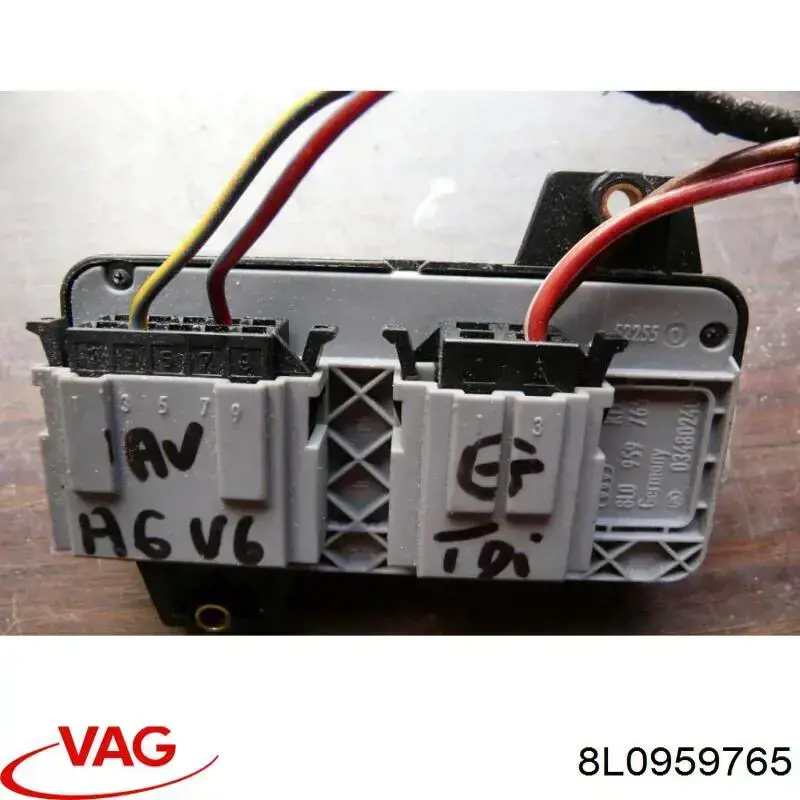 Купити 8L0959765 VAG 