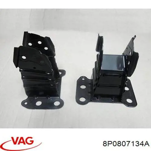 8P0807134A VAG Кронштейн підсилювача переднього бампера
