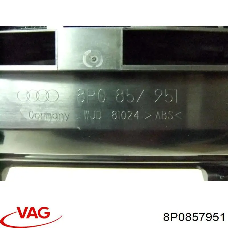 Попільничка центральної консолі 8P0857951 VAG