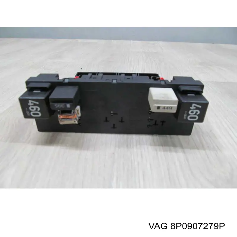  VAG 8P0907279P ціна, від 61.87 USD